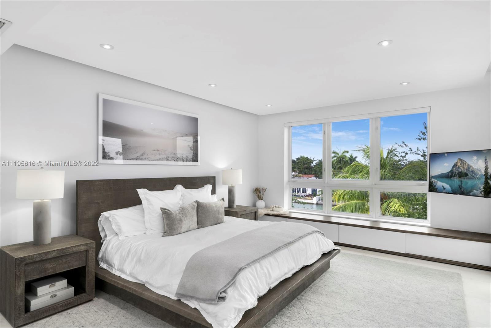 AQUA AT ALLISON ISLAND - Residential