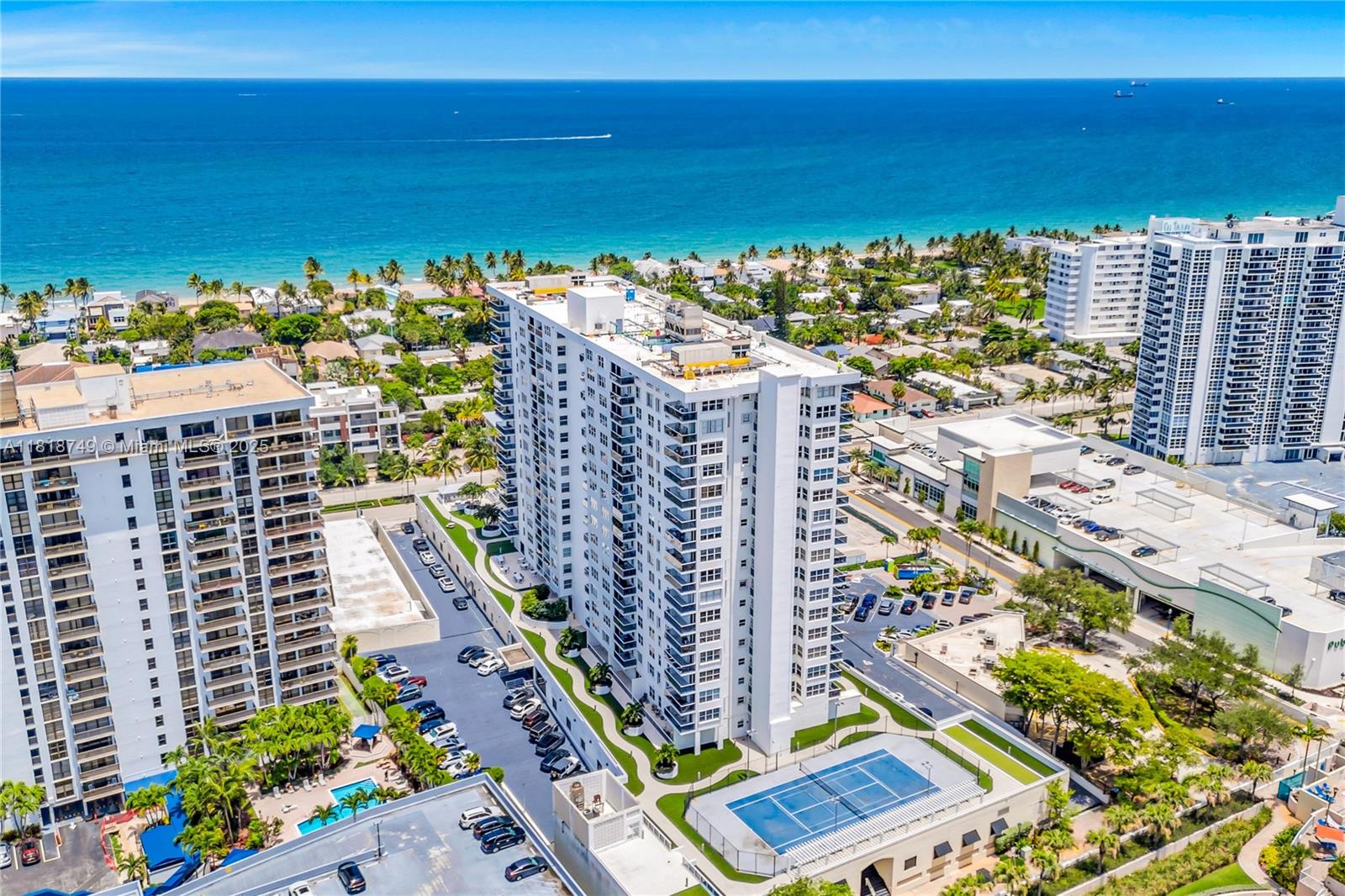 3015 N Ocean Blvd 17A