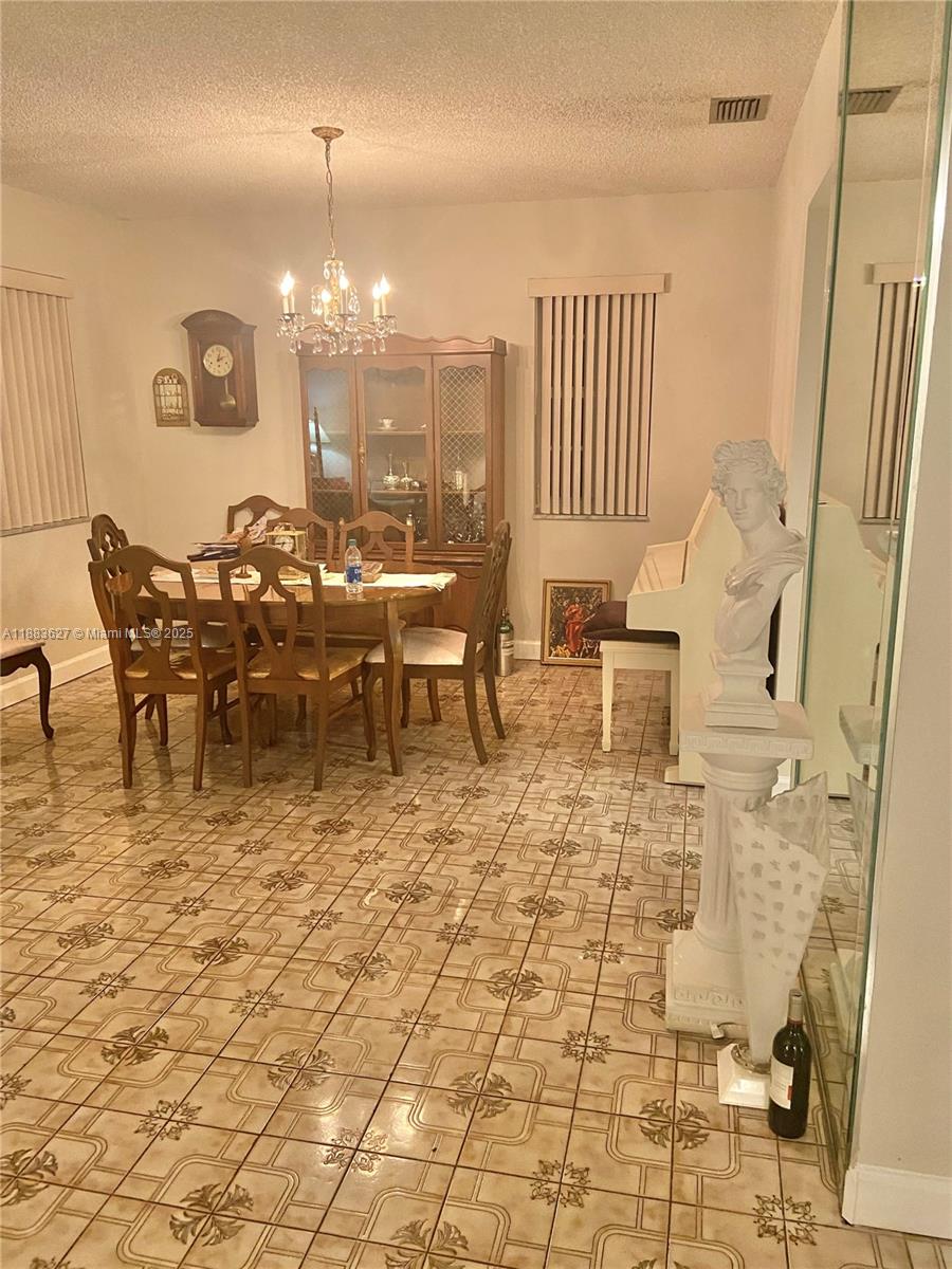 FLORAL GARDENS - Residential