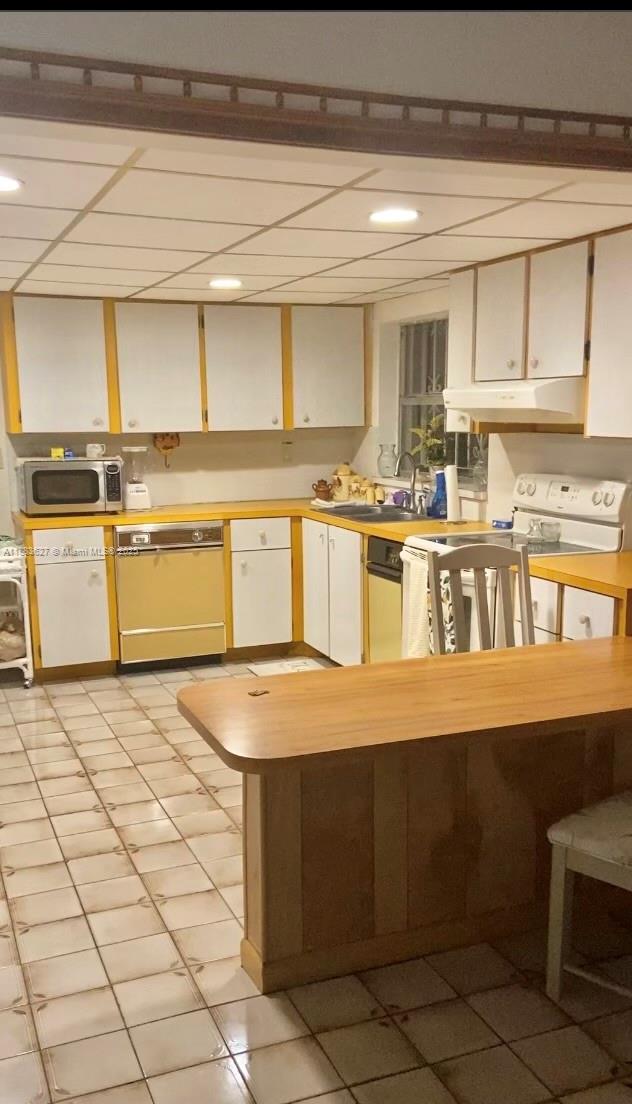 FLORAL GARDENS - Residential