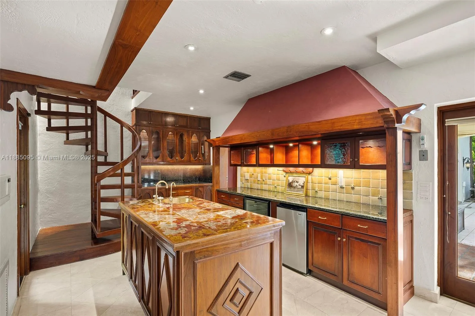 Coral Gables, Florida 33134, United States, 6 Bedrooms Bedrooms, ,8 BathroomsBathrooms,Residential,Active,217361