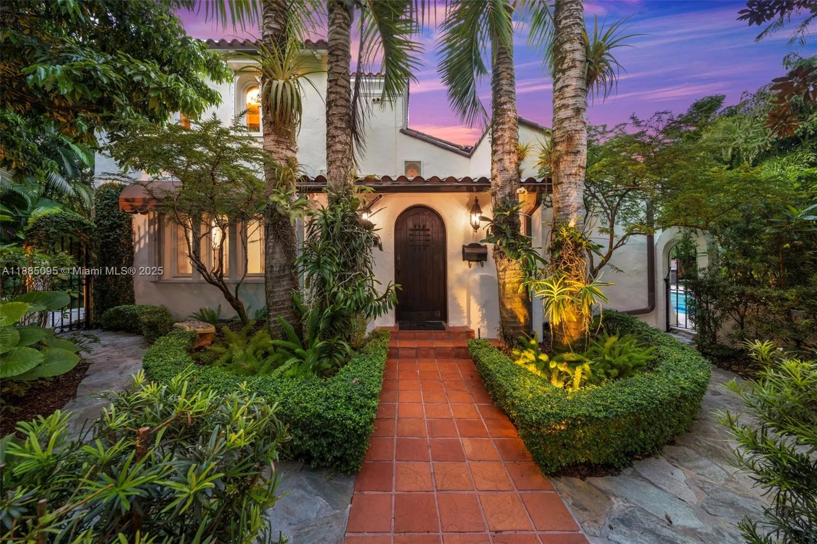 Coral Gables, Florida 33134, United States, 6 Bedrooms Bedrooms, ,8 BathroomsBathrooms,Residential,Active,217361
