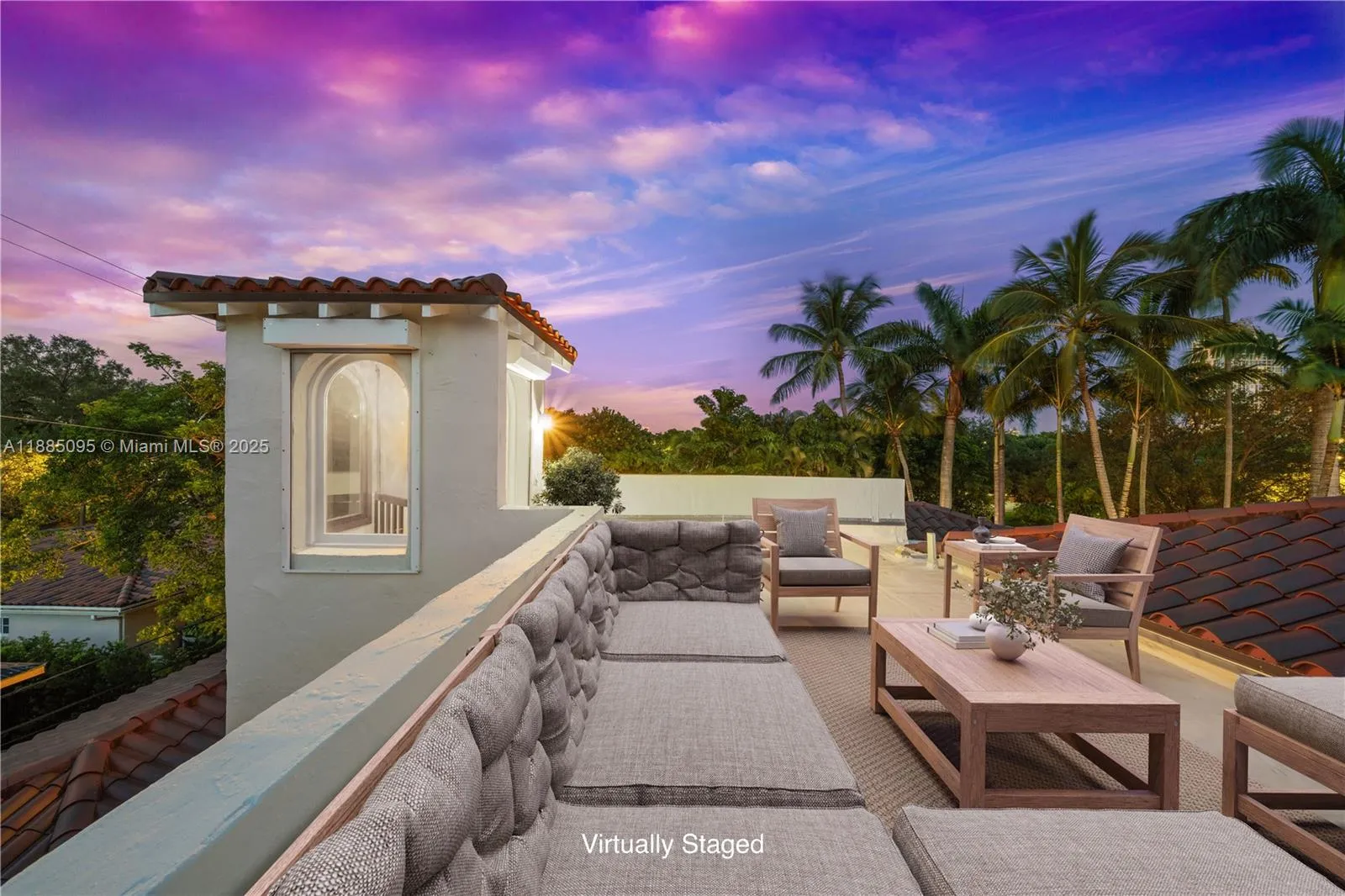 Coral Gables, Florida 33134, United States, 6 Bedrooms Bedrooms, ,8 BathroomsBathrooms,Residential,Active,217361