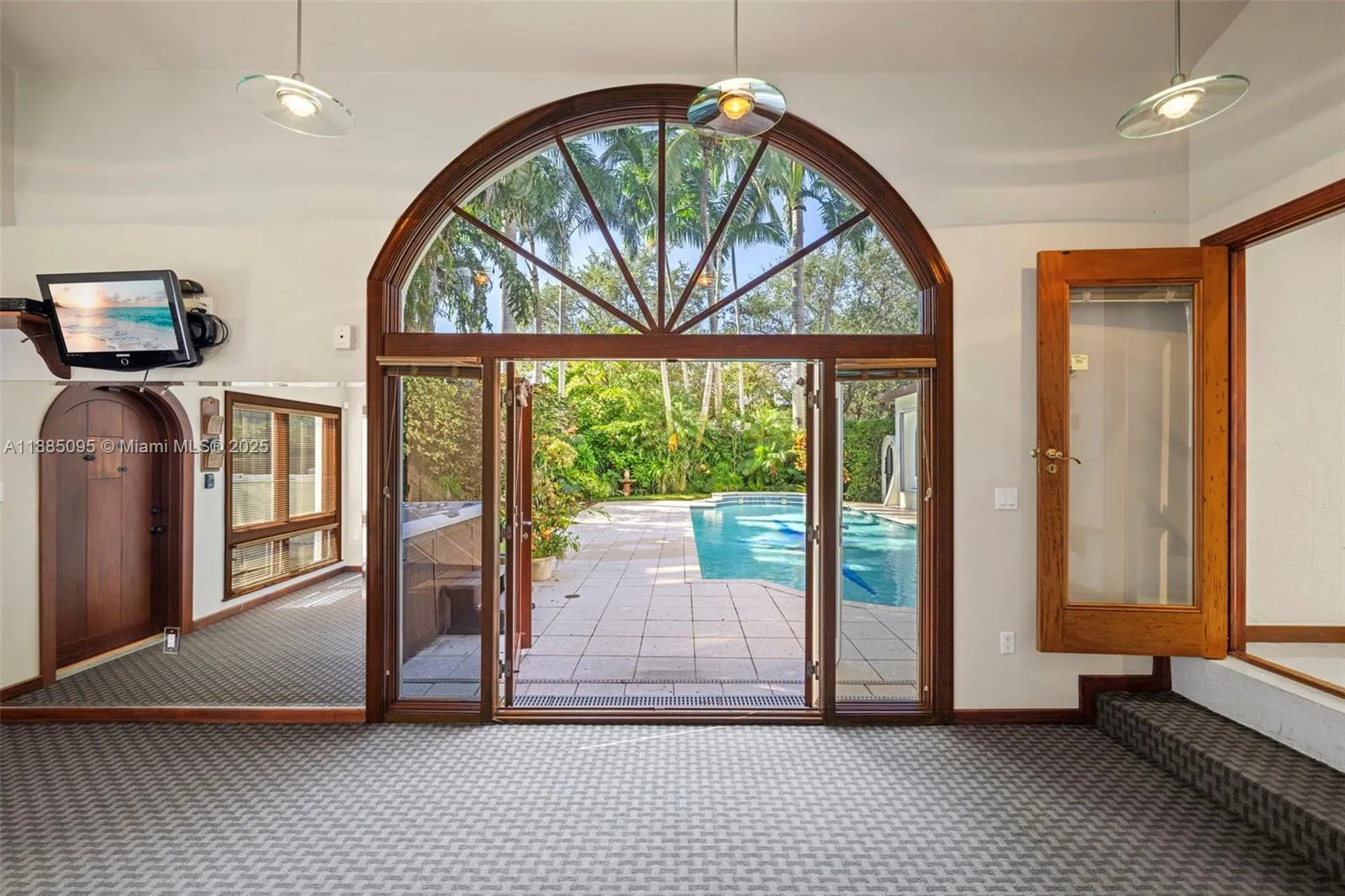 Coral Gables, Florida 33134, United States, 6 Bedrooms Bedrooms, ,8 BathroomsBathrooms,Residential,Active,217361