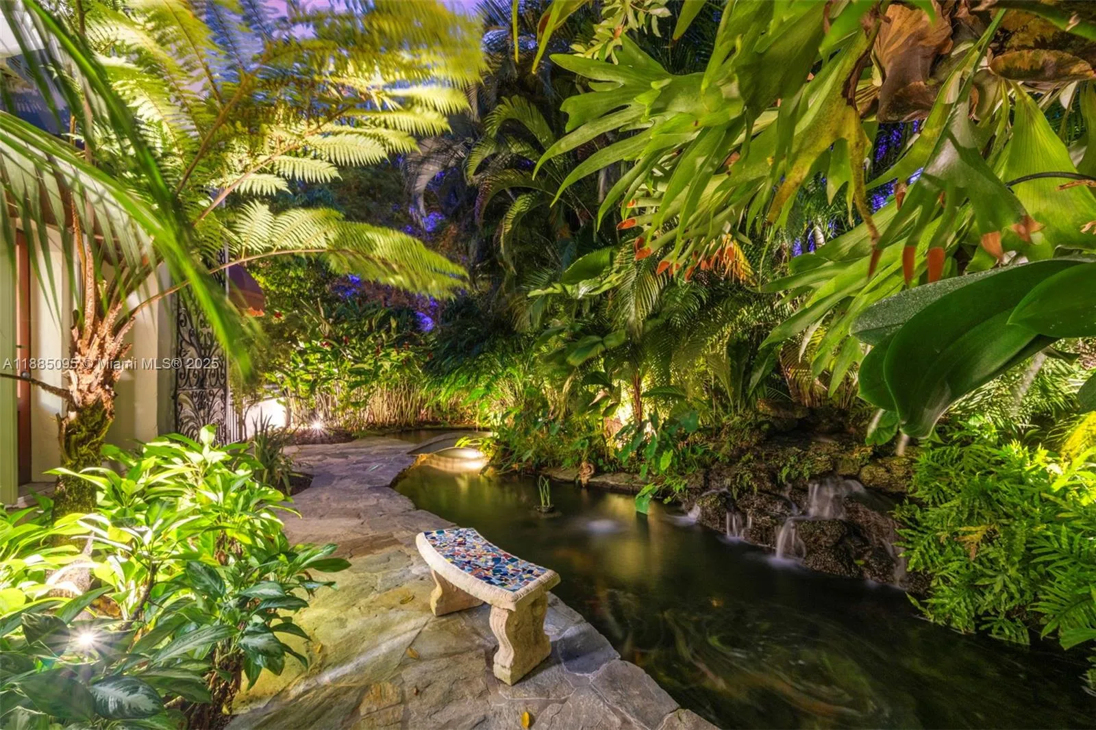 Coral Gables, Florida 33134, United States, 6 Bedrooms Bedrooms, ,8 BathroomsBathrooms,Residential,Active,217361