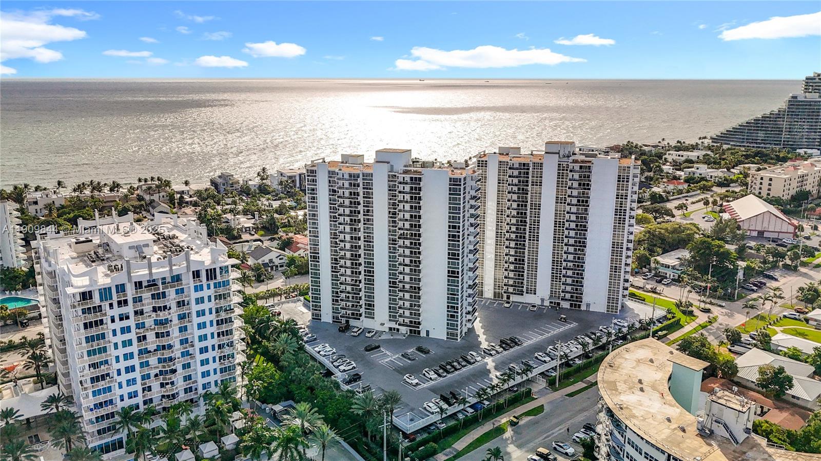 EMBASSY TOWER II INC COND - Residential Lease