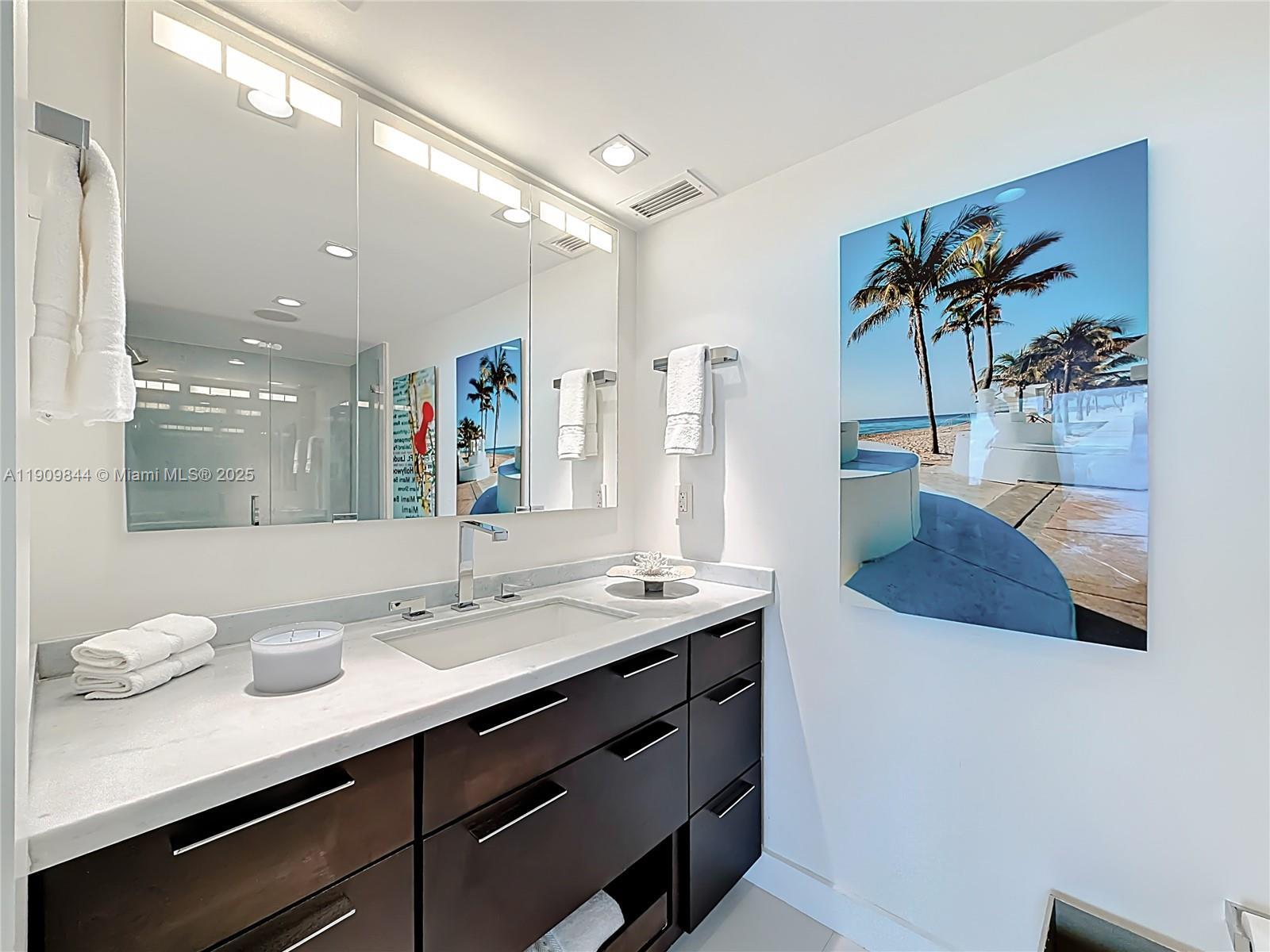 EMBASSY TOWER II INC COND - Residential Lease