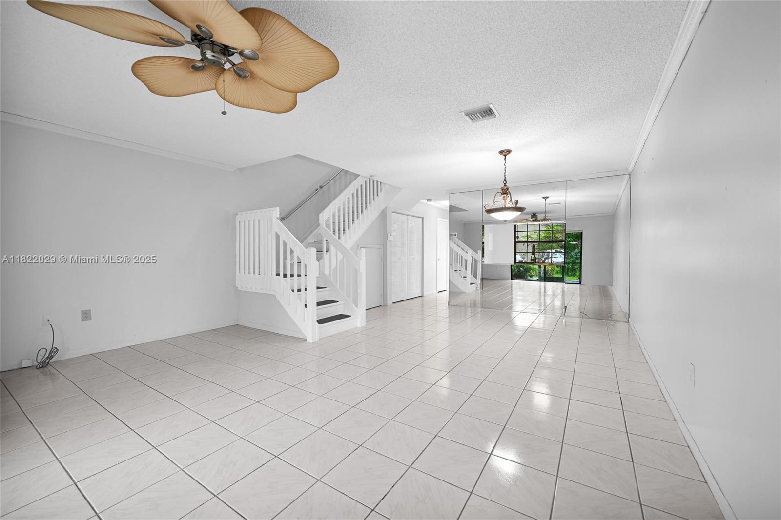 502 Westree Ln