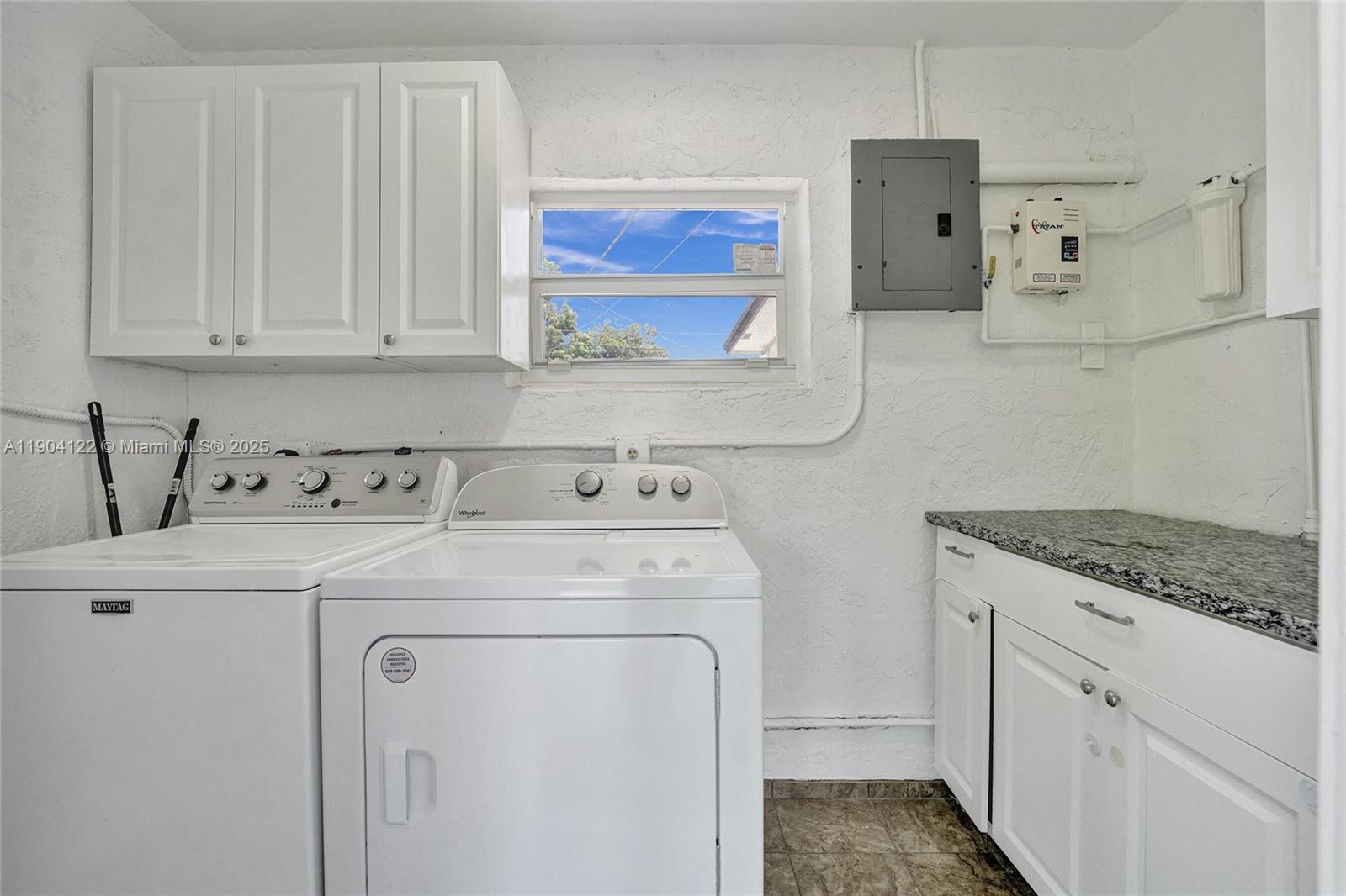 DRIFTWOOD ACRES NO 18 - Residential