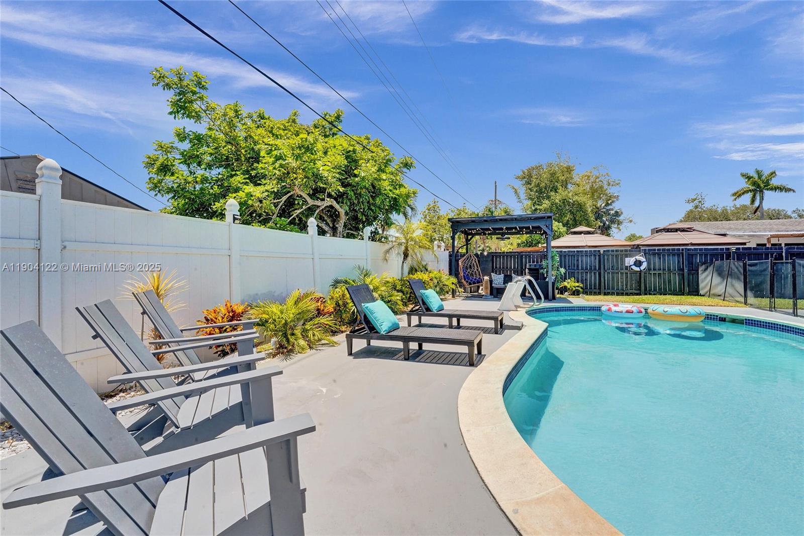 DRIFTWOOD ACRES NO 18 - Residential