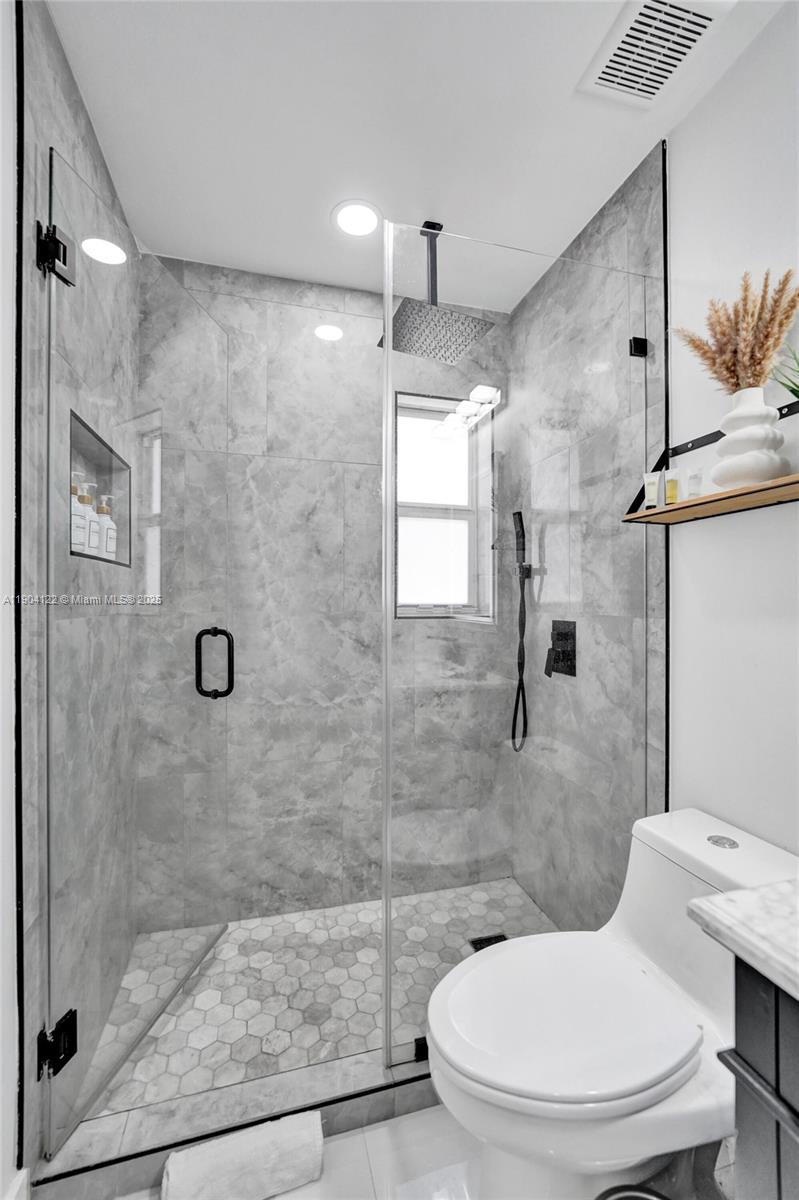 DRIFTWOOD ACRES NO 18 - Residential