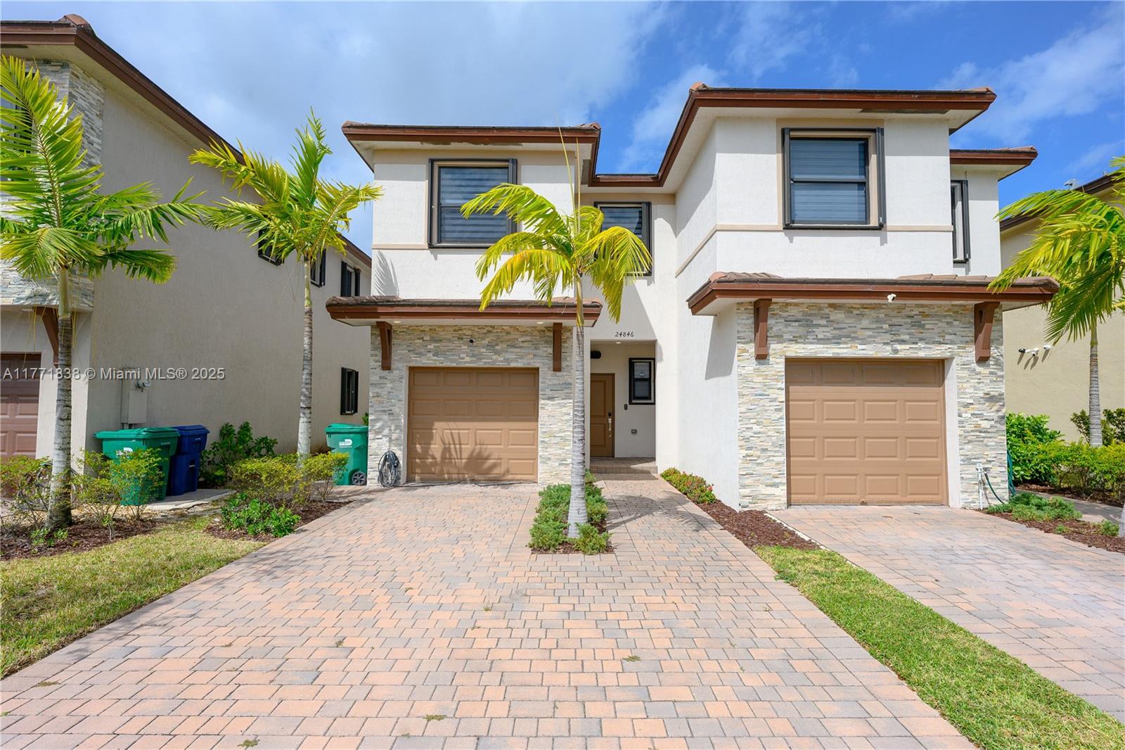 Property for Sale at 24846 Sw 107th Ave, Homestead, Miami-Dade County, Florida - Bedrooms: 3 
Bathrooms: 3  - $489,000