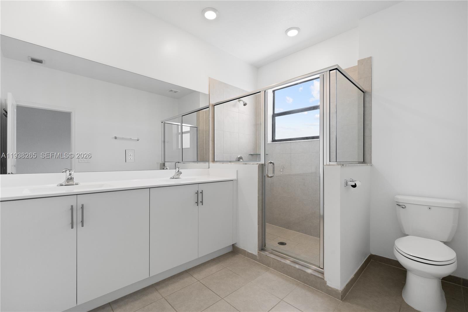 PINE ISLE - Residential