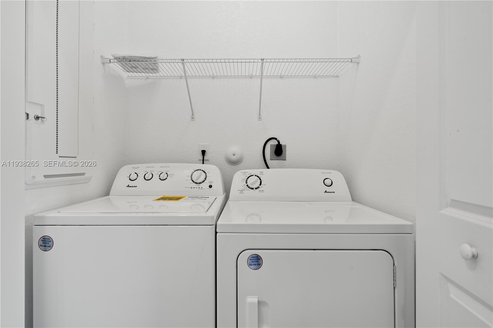 PINE ISLE - Residential