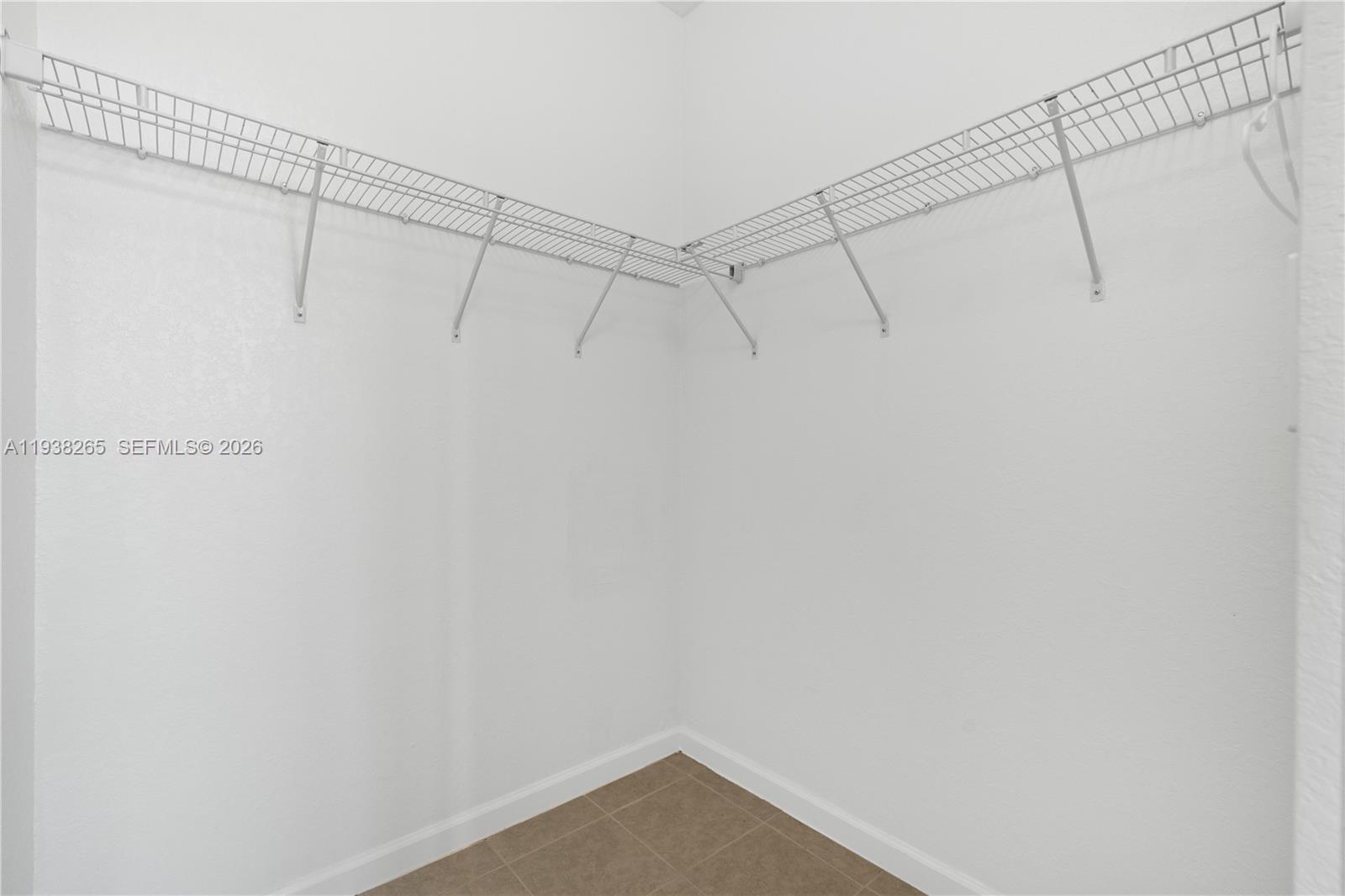 PINE ISLE - Residential