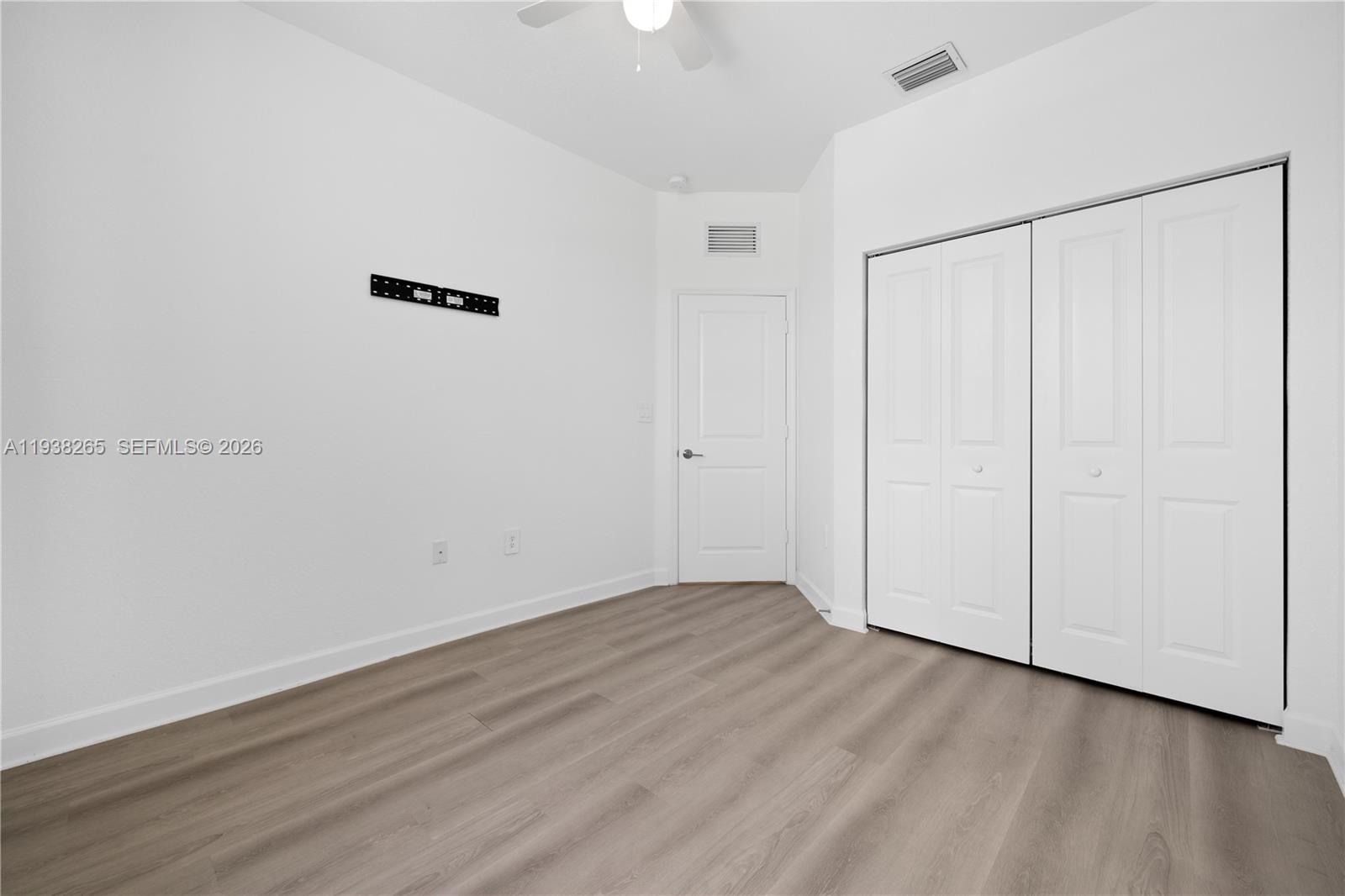 PINE ISLE - Residential