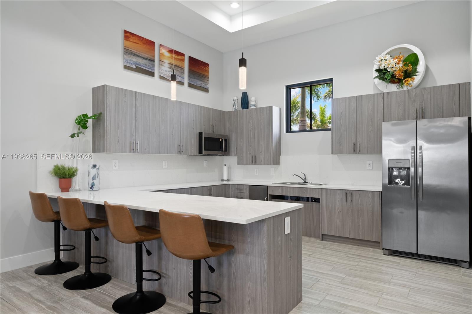 PINE ISLE - Residential