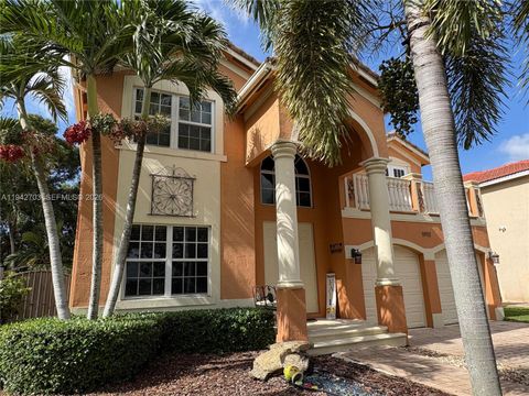 5902 SW 166th Ct Miami FL 33193