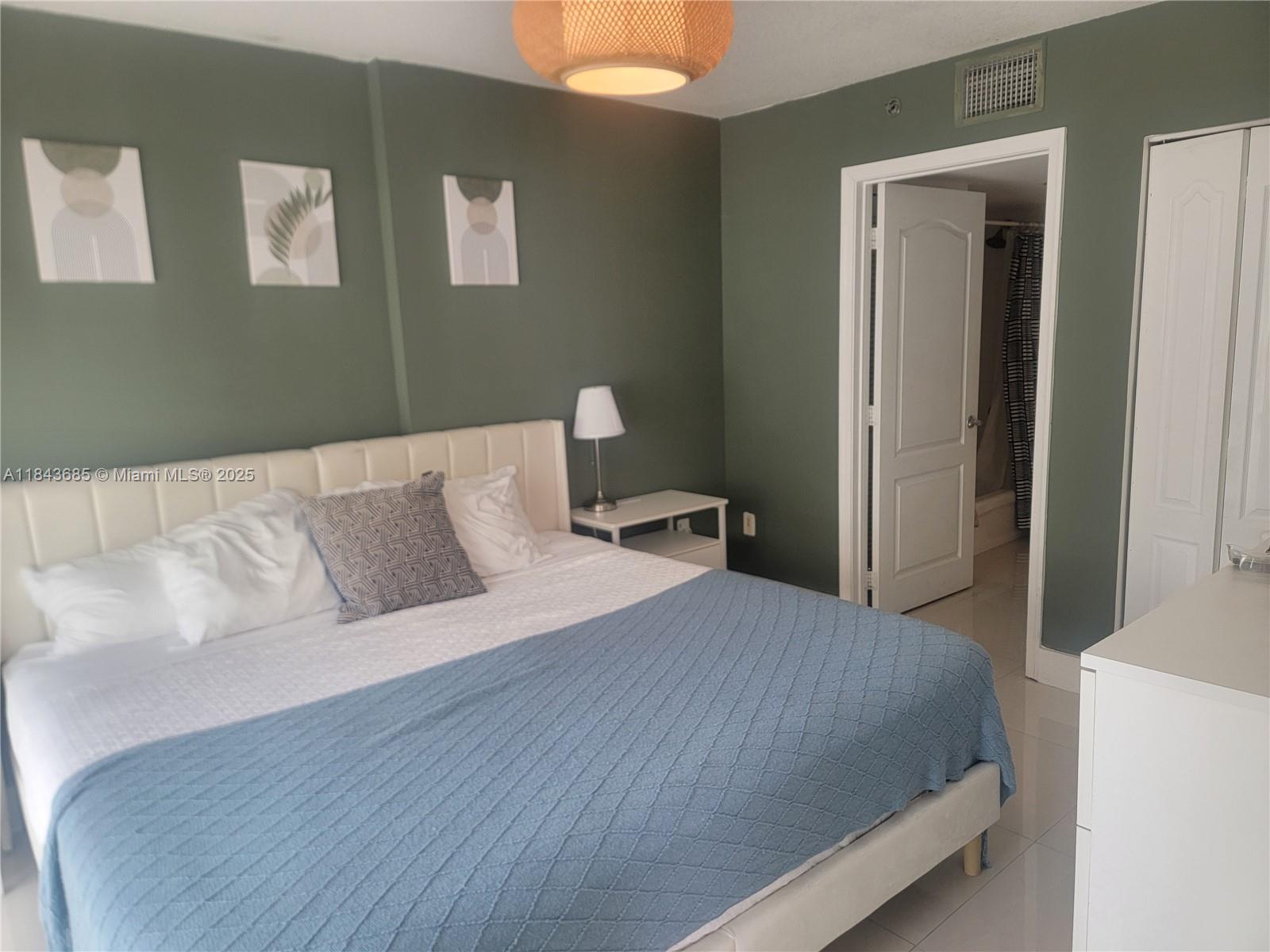 CLUB AT BRICKELL BAY - Residential Lease