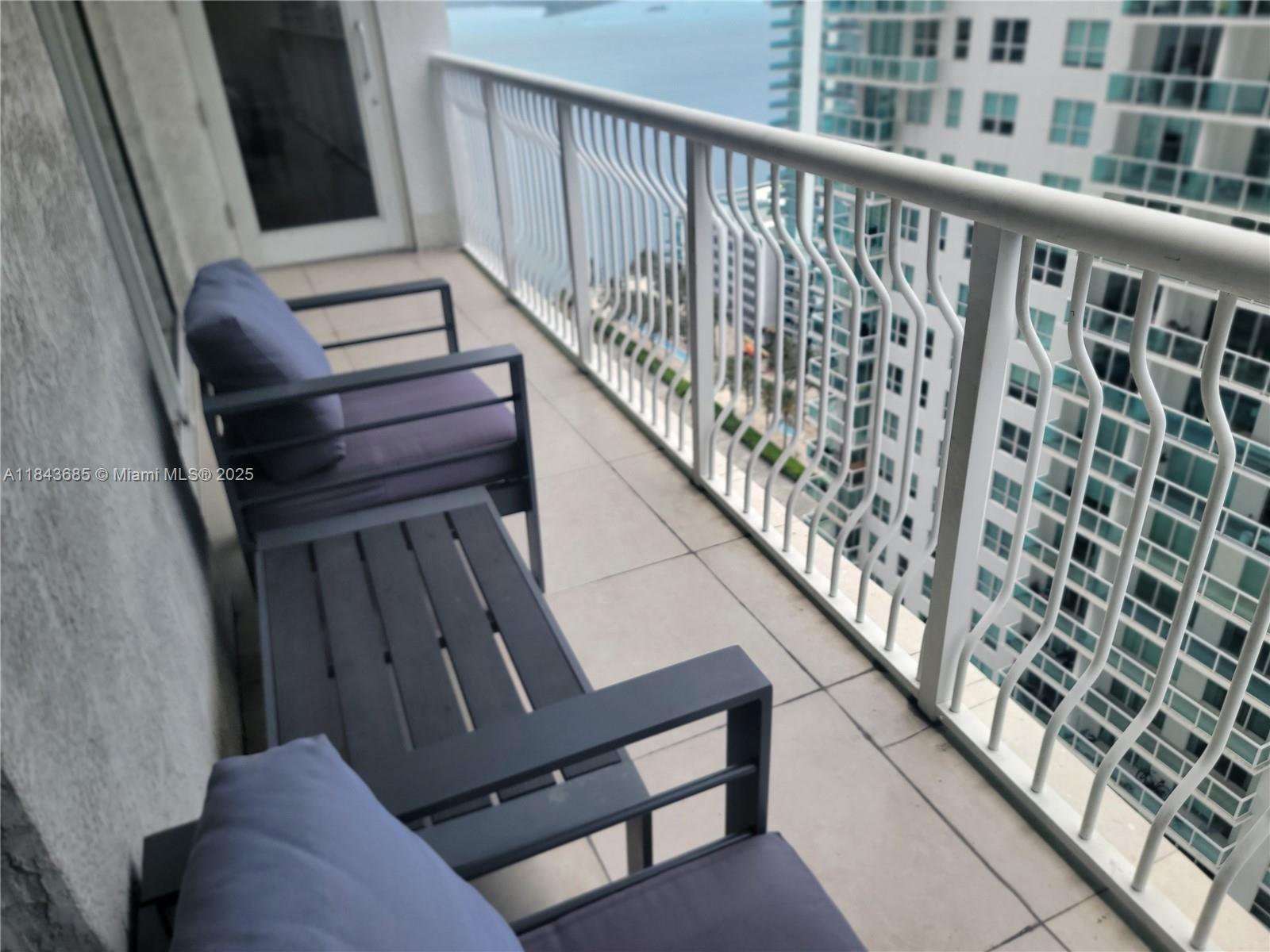CLUB AT BRICKELL BAY - Residential Lease