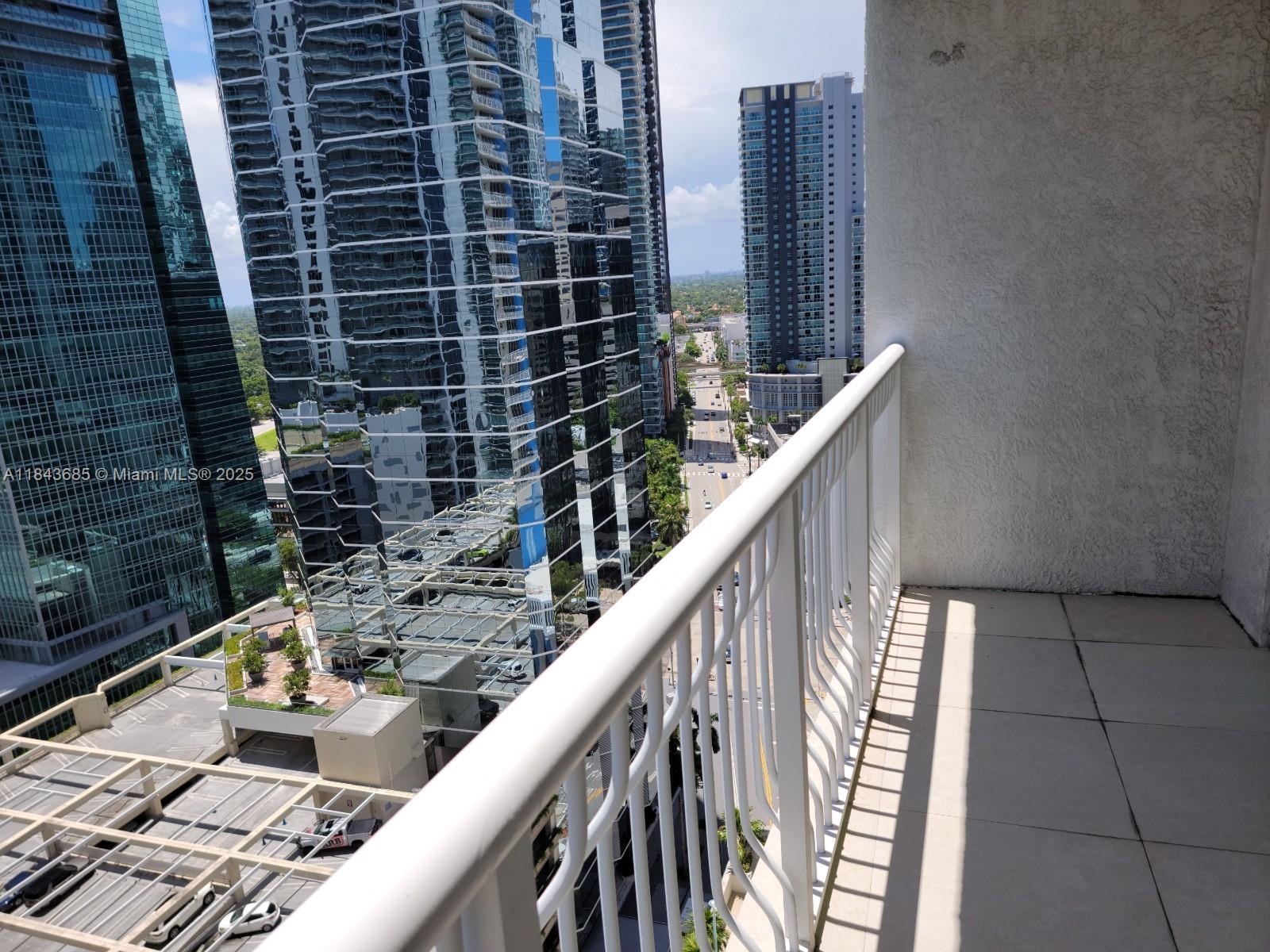 CLUB AT BRICKELL BAY - Residential Lease