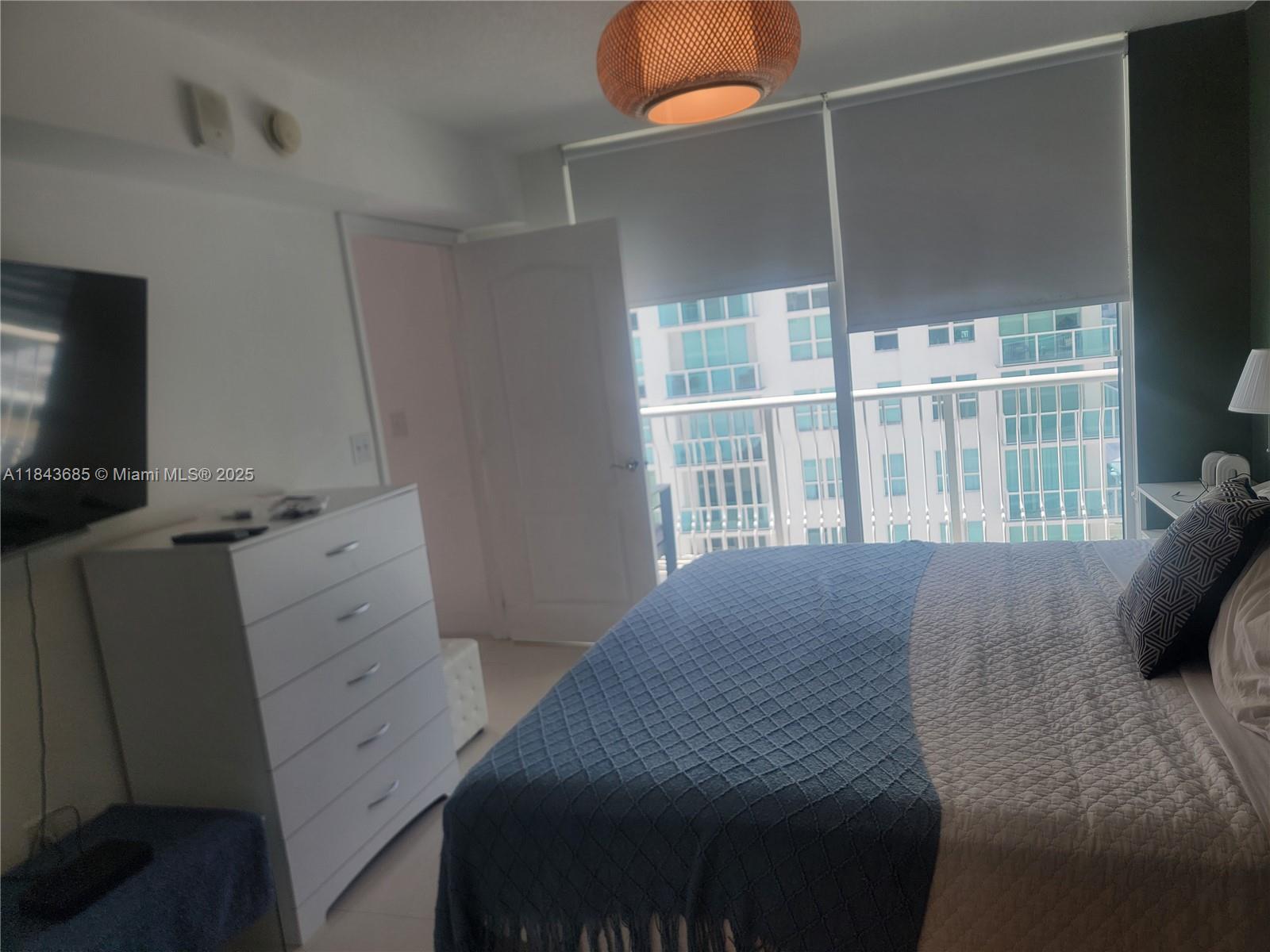 CLUB AT BRICKELL BAY - Residential Lease