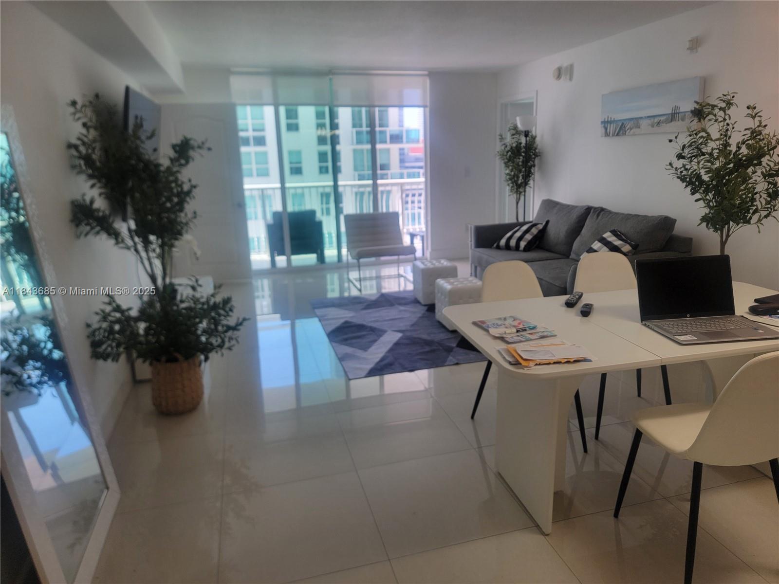 CLUB AT BRICKELL BAY - Residential Lease