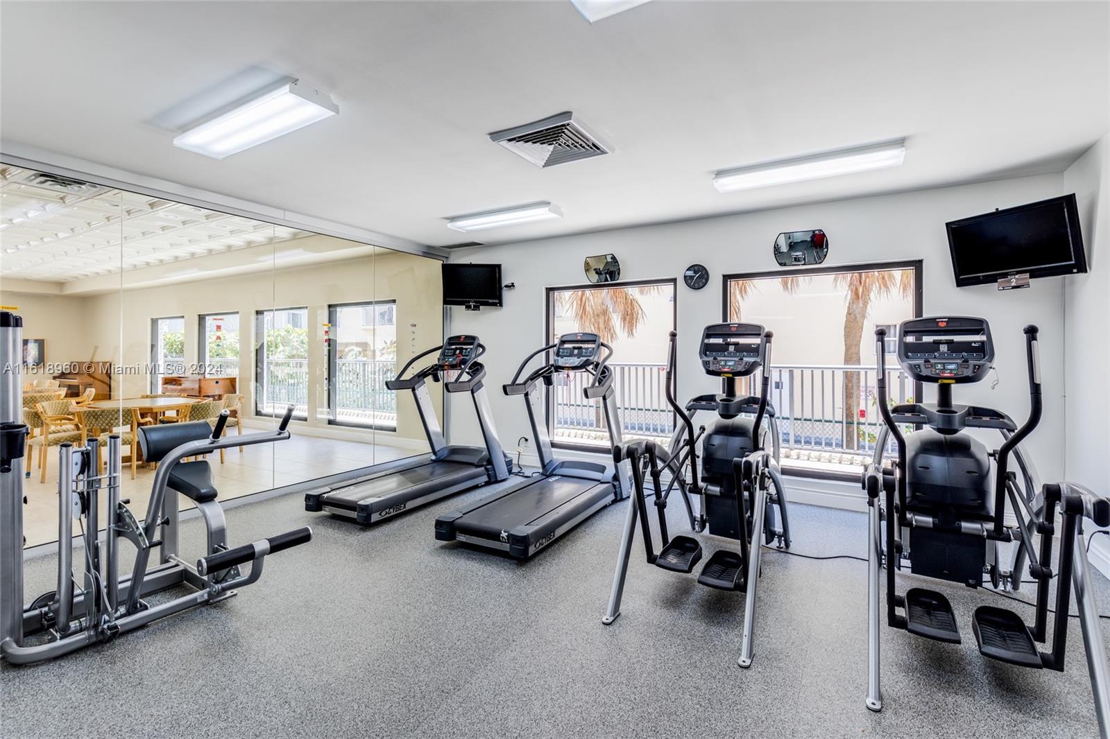 MALAGA TOWERS CONDO - Residential