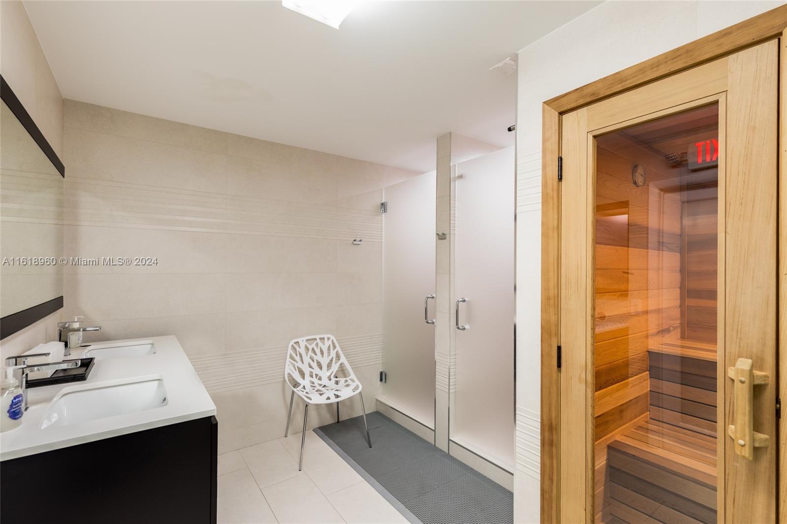 MALAGA TOWERS CONDO - Residential