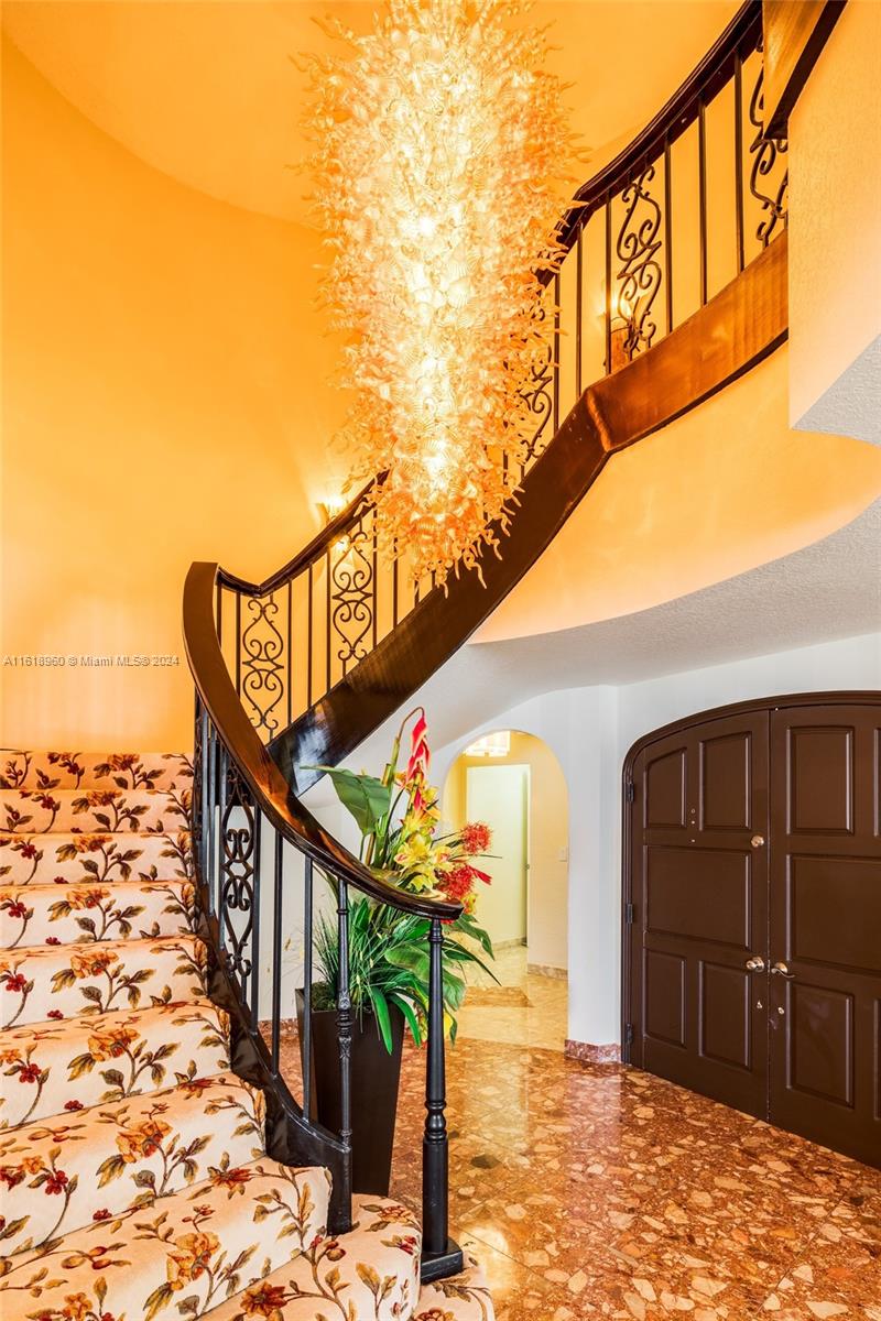 MALAGA TOWERS CONDO - Residential