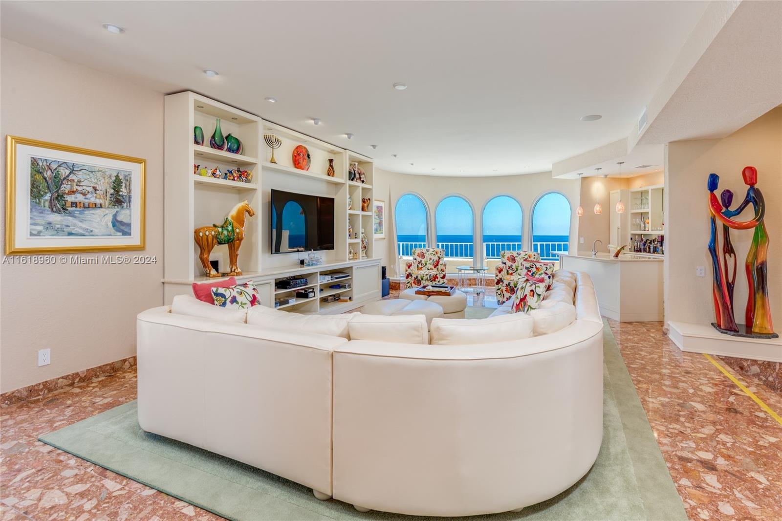 MALAGA TOWERS CONDO - Residential