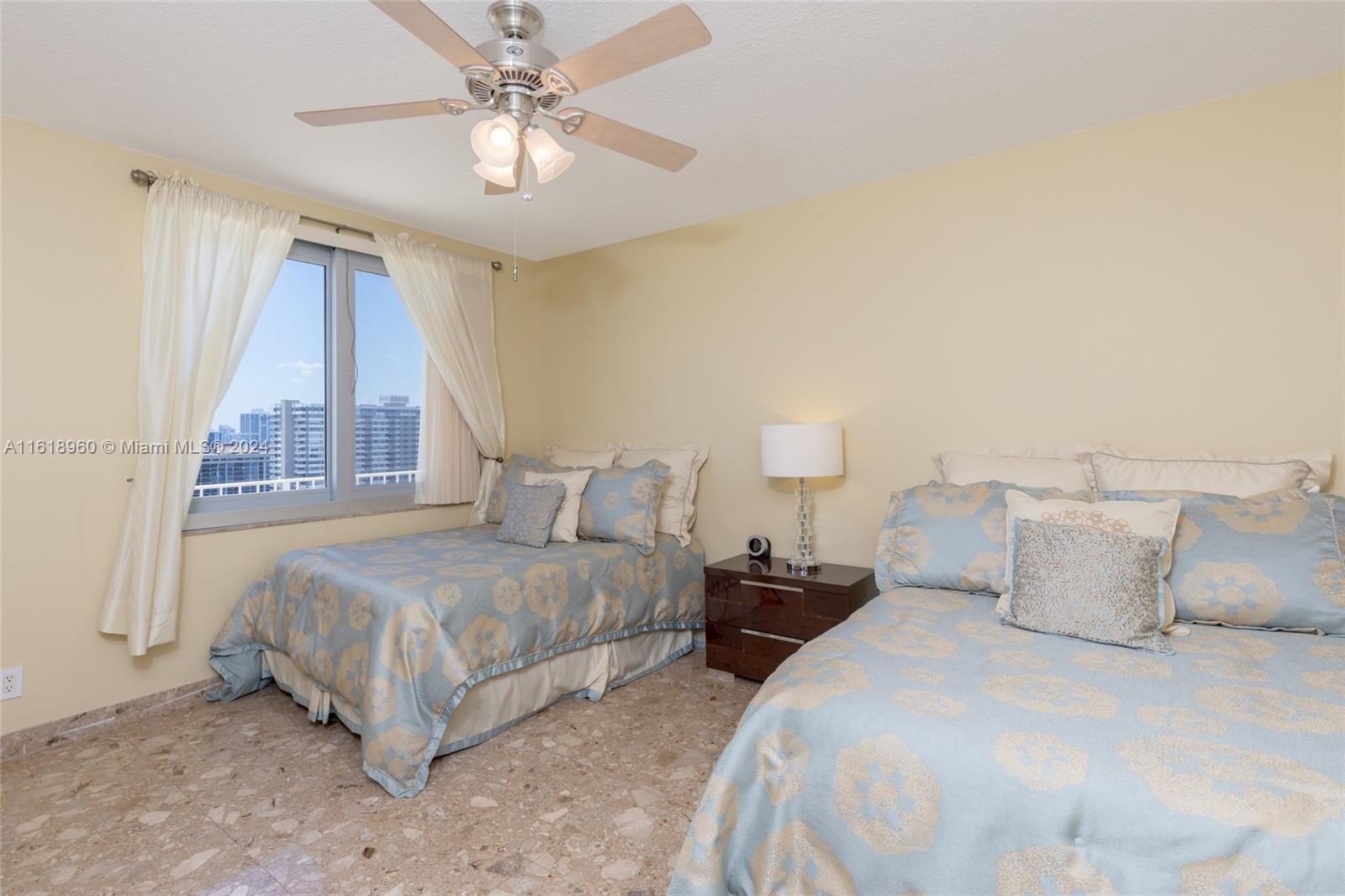 MALAGA TOWERS CONDO - Residential