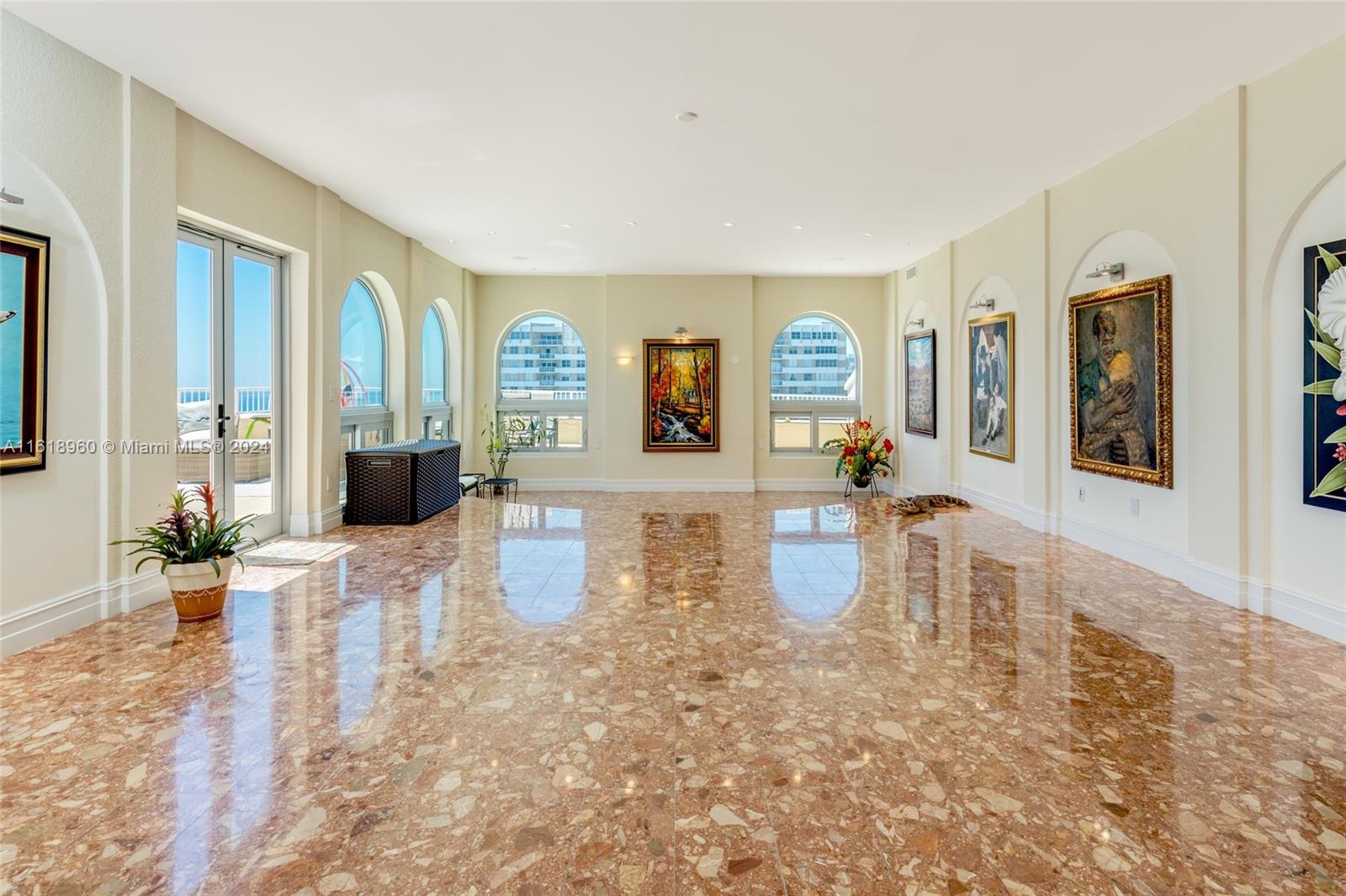 MALAGA TOWERS CONDO - Residential