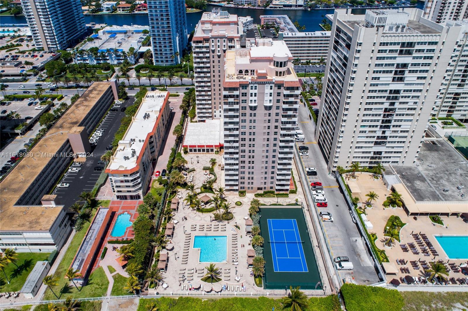 1912 S Ocean Dr PH1