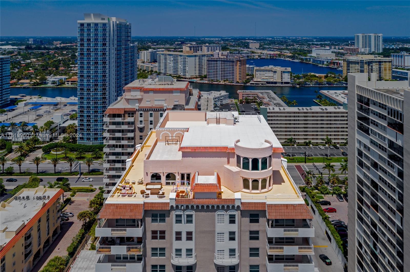 1912 S Ocean Dr PH1