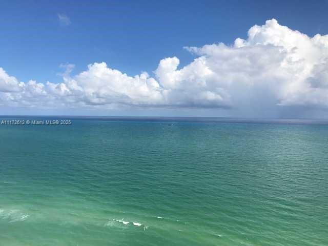 18555 Collins Ave 2905
