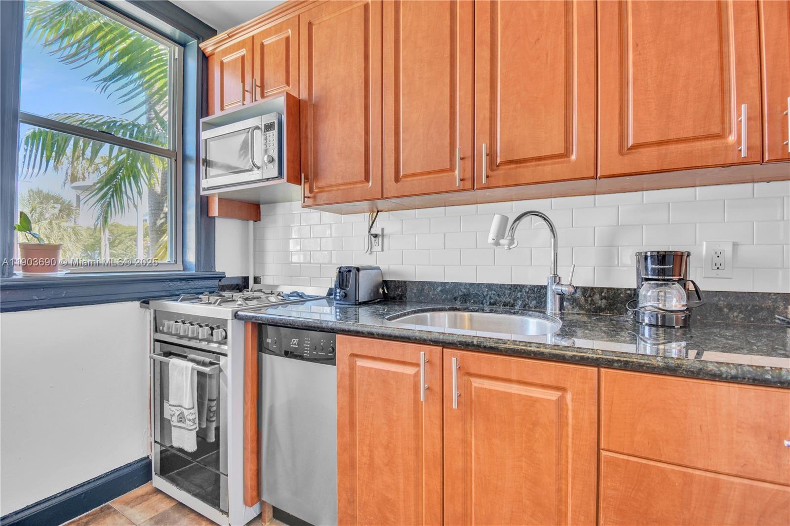 THE ESPLANADE BEACH CONDO - Residential Lease