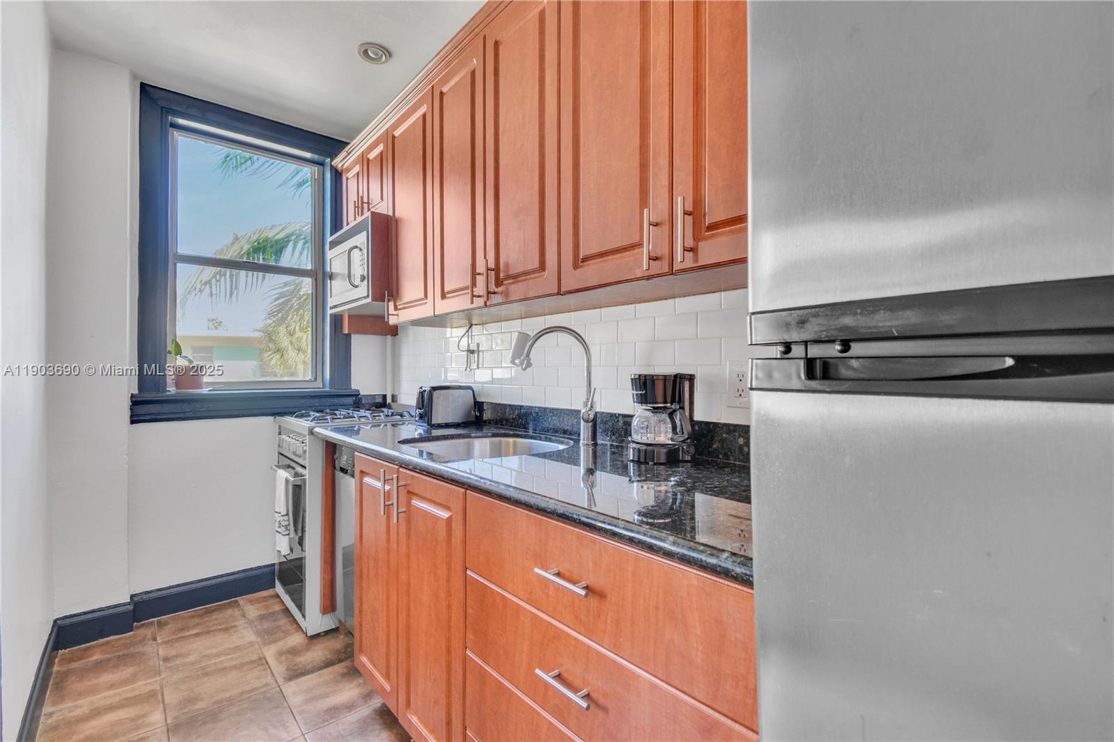 THE ESPLANADE BEACH CONDO - Residential Lease