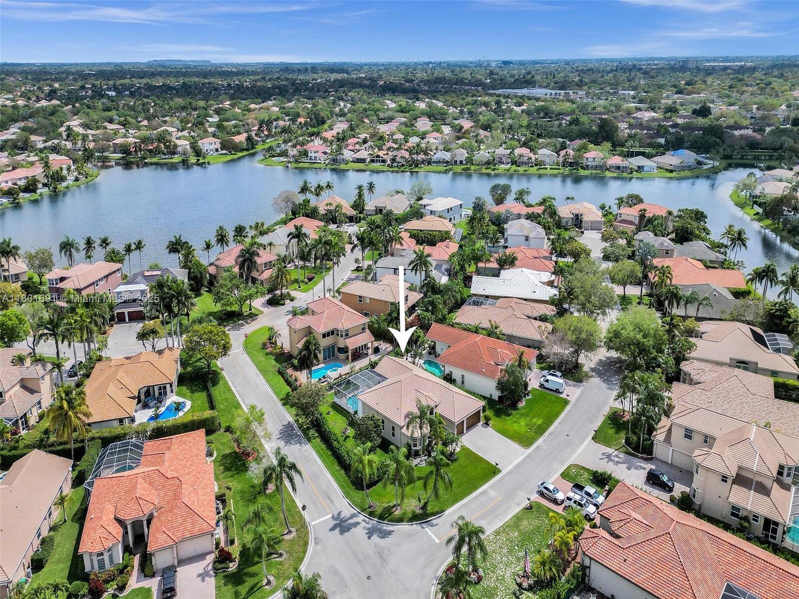 WYNDHAM LAKES CENTRAL - Residential