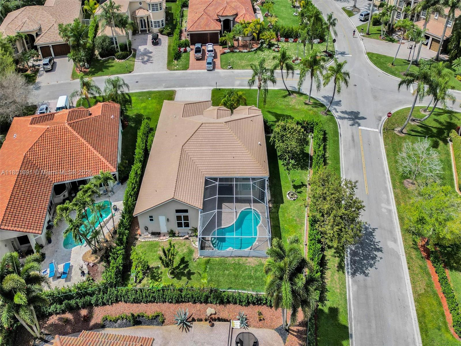 WYNDHAM LAKES CENTRAL - Residential