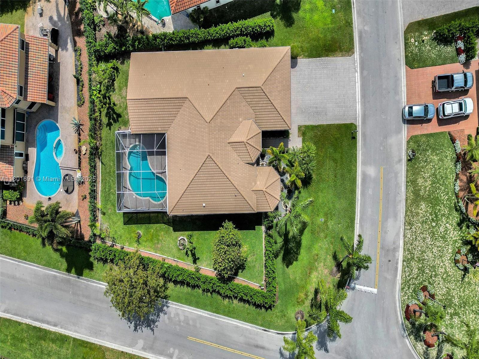 WYNDHAM LAKES CENTRAL - Residential