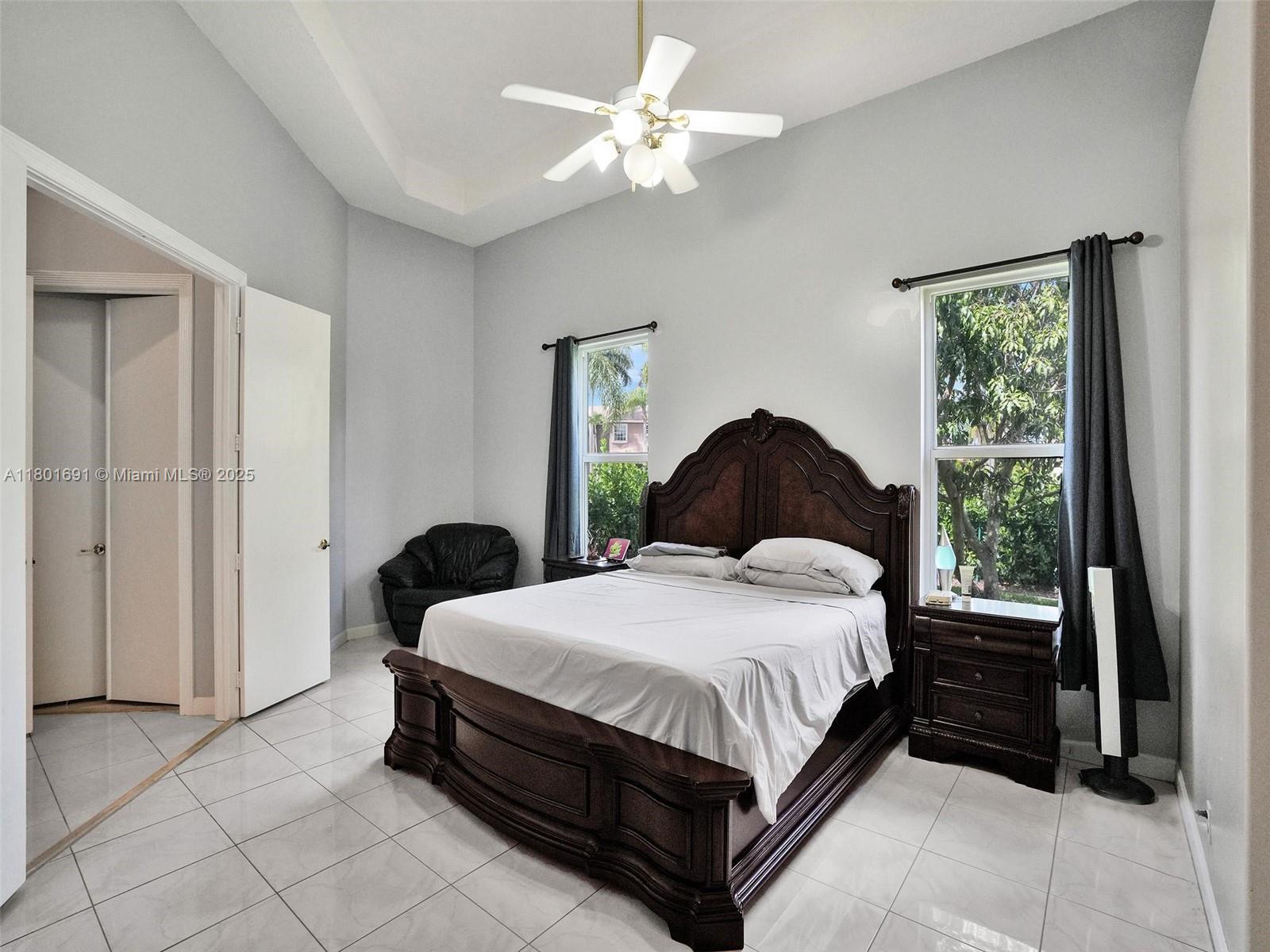 WYNDHAM LAKES CENTRAL - Residential