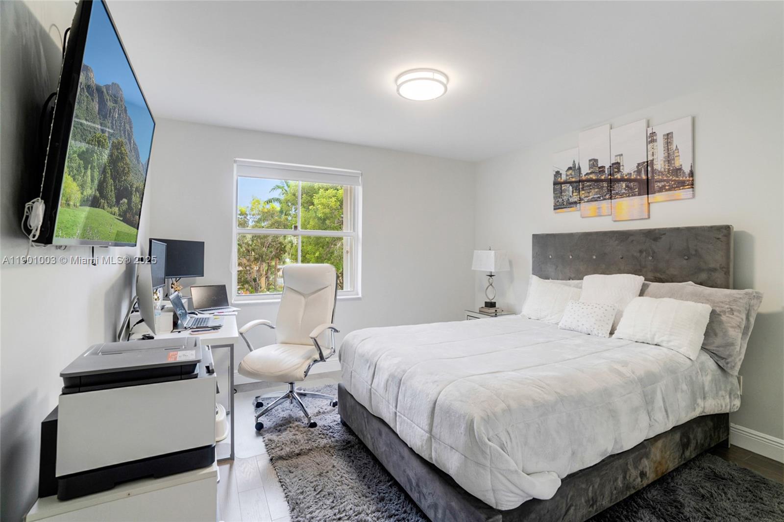 RIVIERA ISLES II - Residential