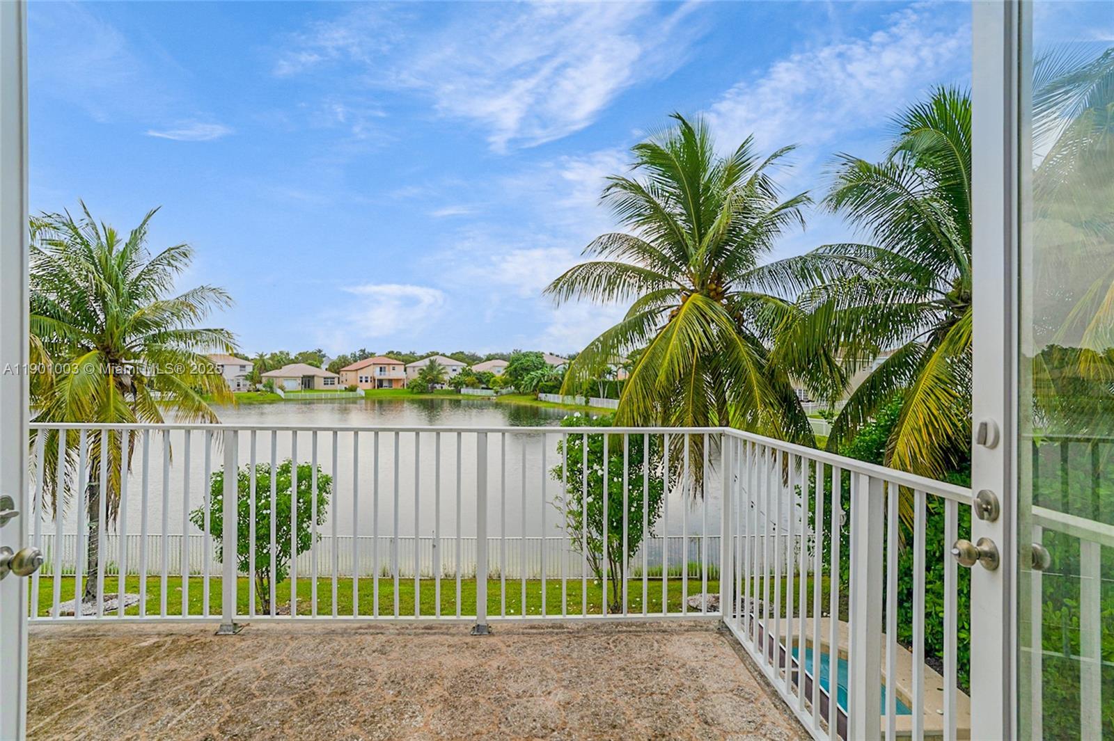 RIVIERA ISLES II - Residential