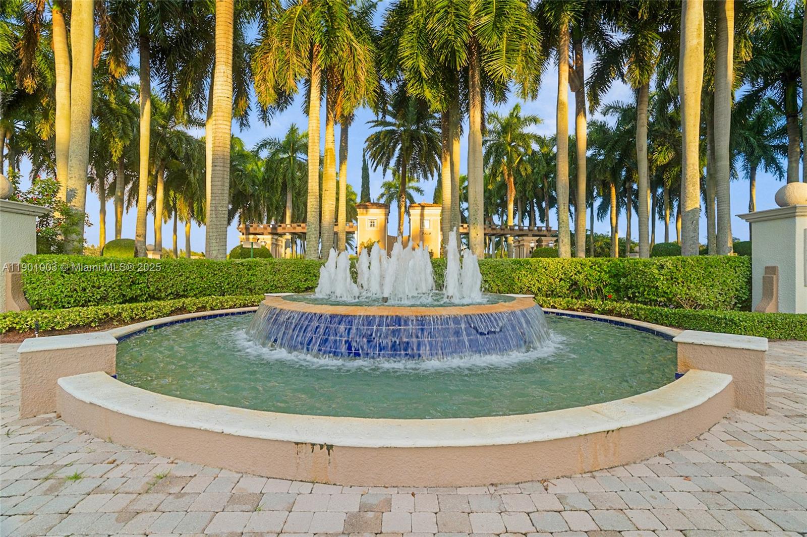RIVIERA ISLES II - Residential