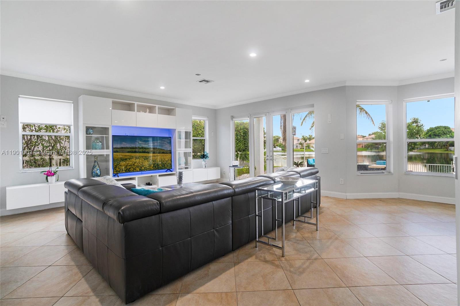 RIVIERA ISLES II - Residential