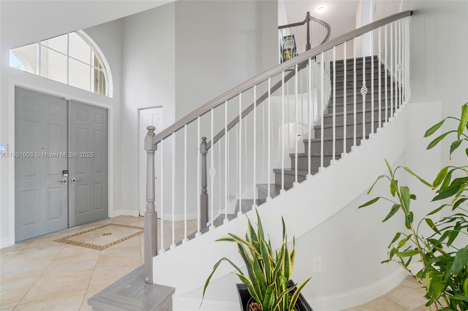 RIVIERA ISLES II - Residential