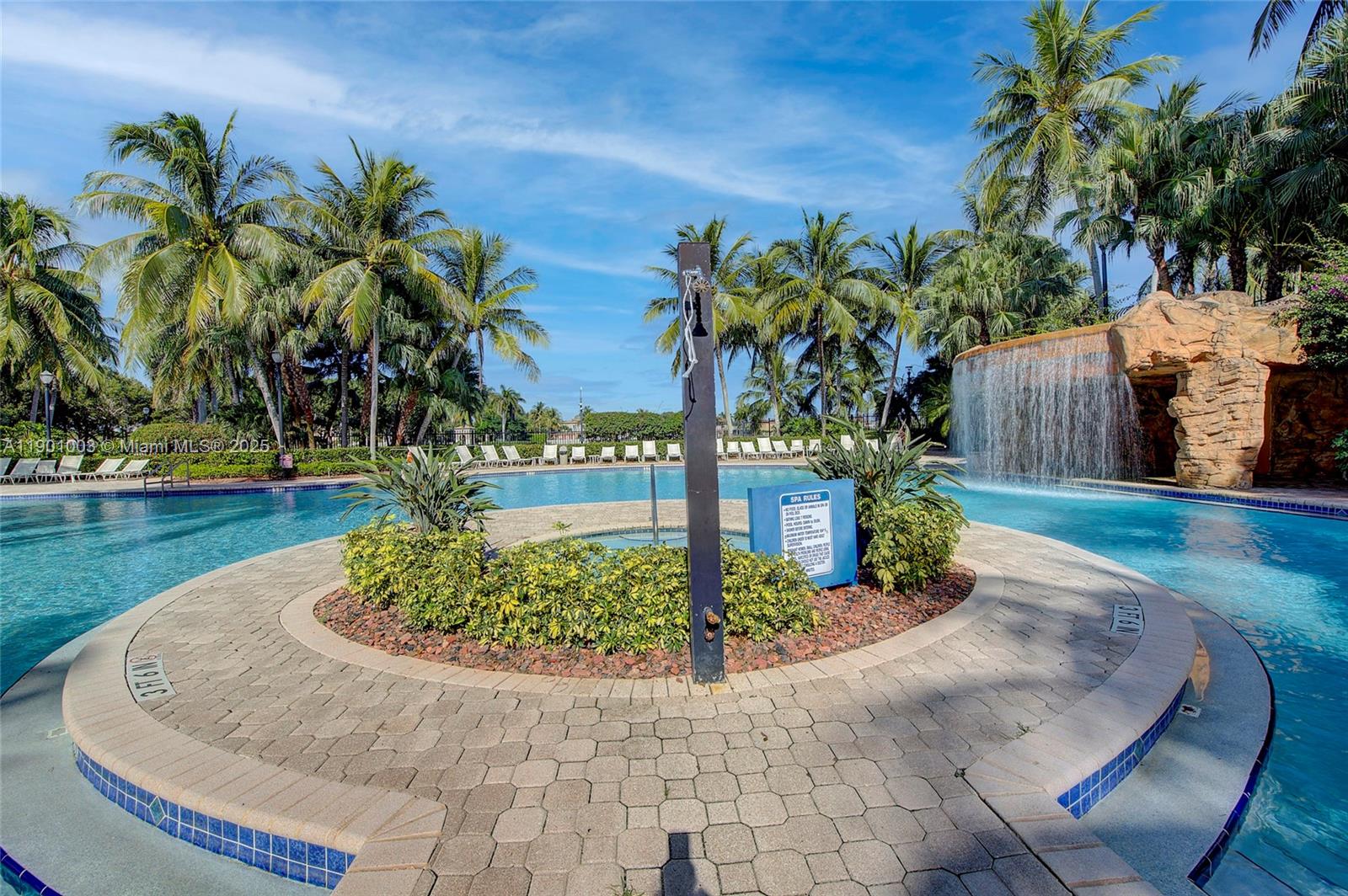 RIVIERA ISLES II - Residential