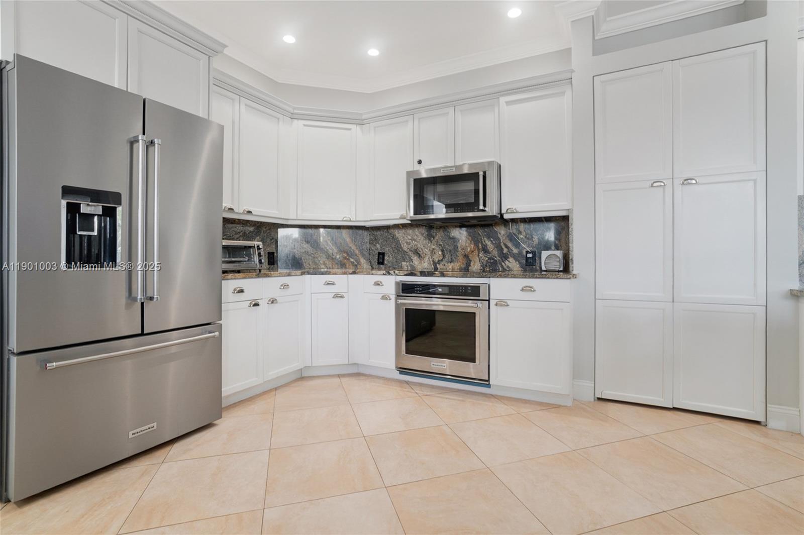 RIVIERA ISLES II - Residential