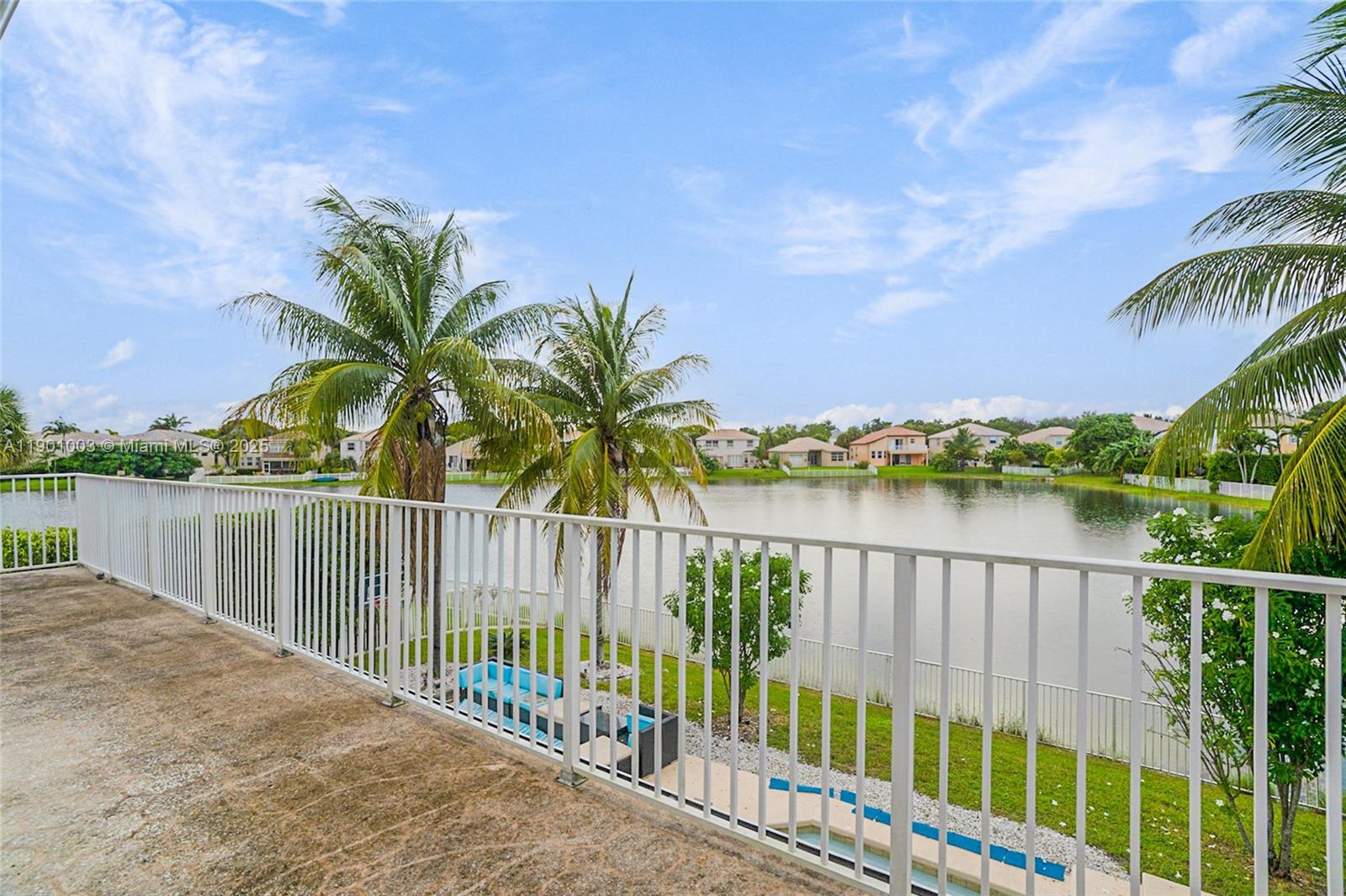 RIVIERA ISLES II - Residential